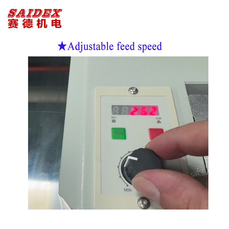 Máy đánh bóng mini P1080 có thể đánh bóng độ dày lên đến 30mm, và góc đánh bóng có thể điều chỉnh từ 0 đến 60 độ.